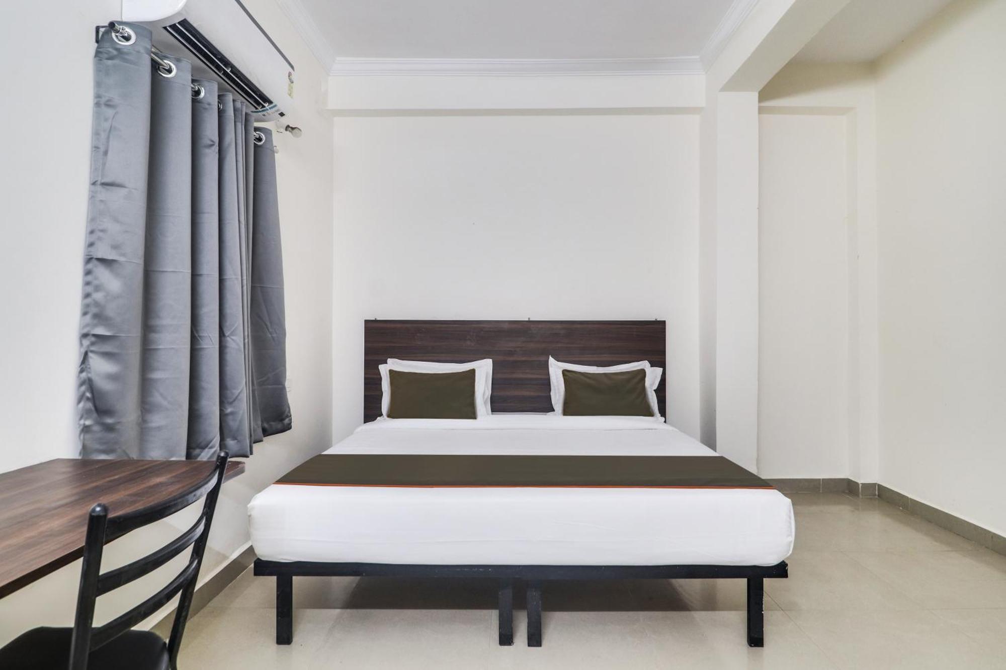 Hotel Collection O Sbr Kondapur Near Rto Office Hyderabad Exterior foto