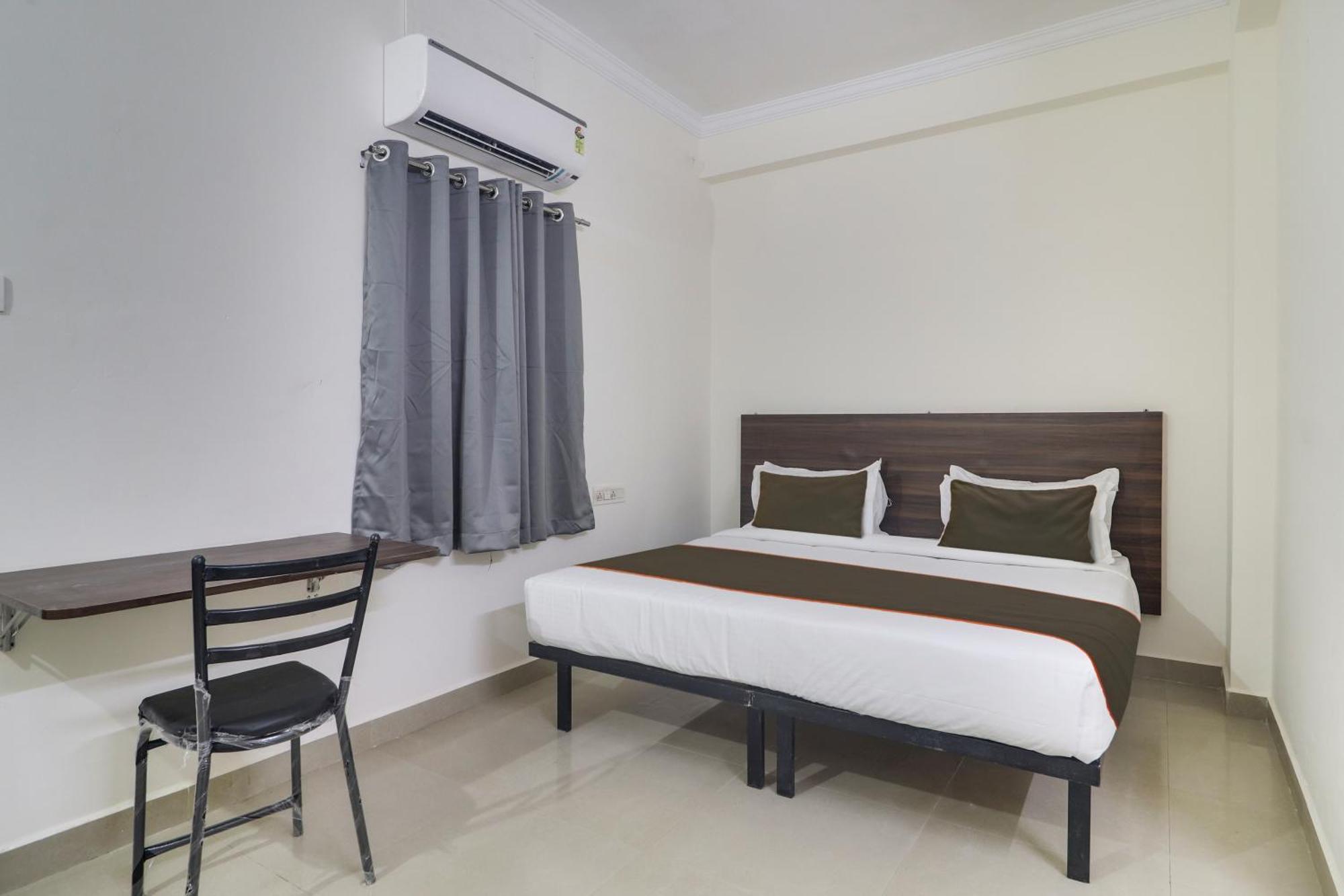 Hotel Collection O Sbr Kondapur Near Rto Office Hyderabad Exterior foto